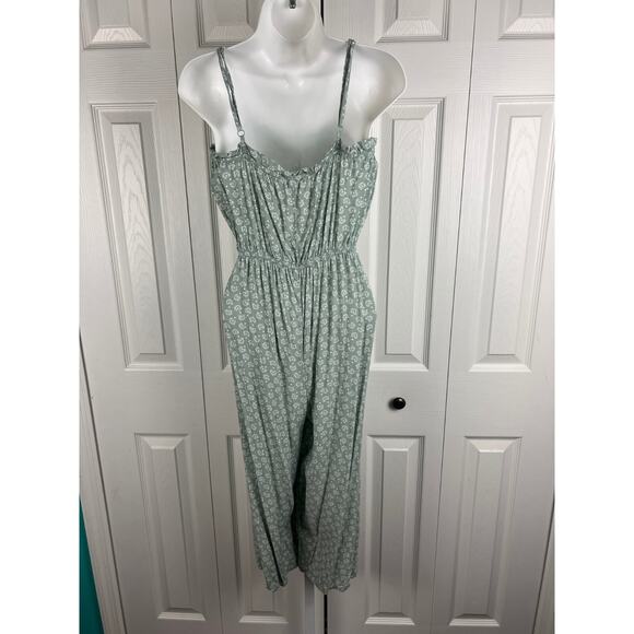 As U Wish Green White Boho Sleeveless Ruffle Wide Leg Jumpsuit Medium Summer - Picture 8 of 9
